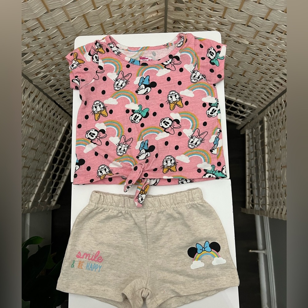 Disney Minnie & Daisy Shirt & Shorts
